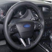 Оплетка на руль из «Premium» экокожи Ford C-MAX 2015-2020 г.в. (для руля со штатной кожей, мультируль, черная)